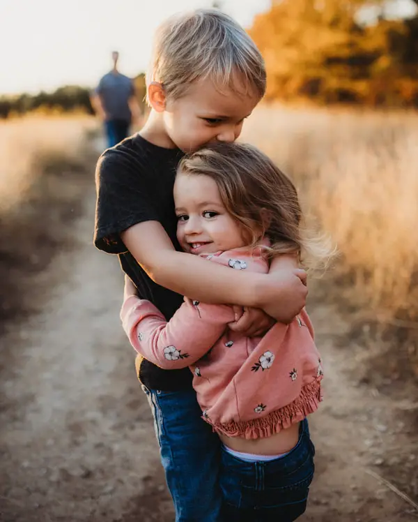 Photos of Children in Love: Pure and Touching