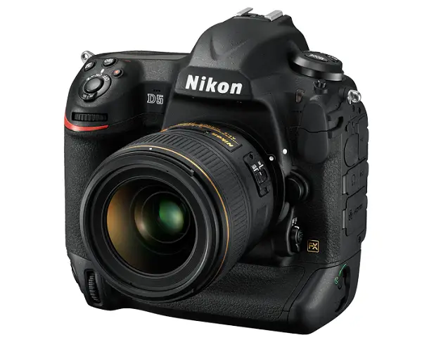 Nikon D5 and D500 Review
