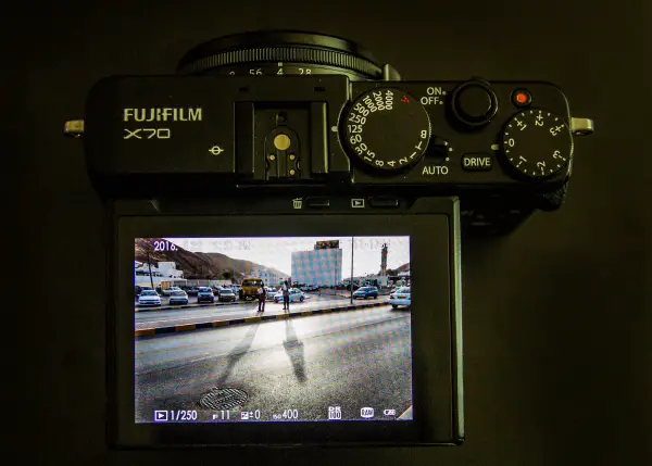 Fuji X70 Sensor Review