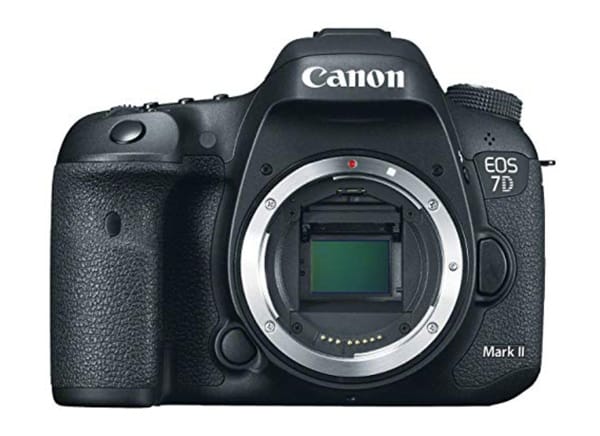 dslr_camera_for_beginners_Canon EOS 7D Mark II