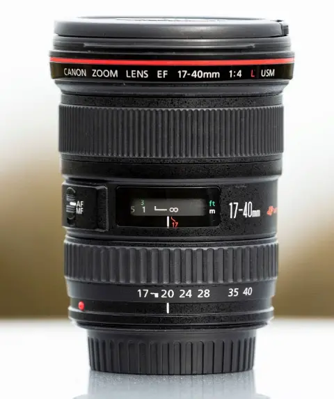 telephoto lens