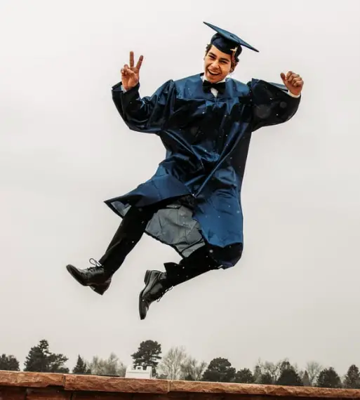 Our Top 8 Graduation Poses - YouTube