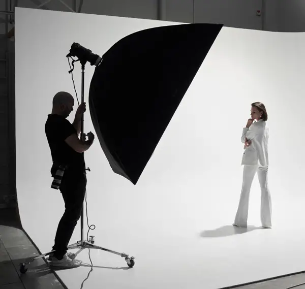 Soft box being used in a studio setting in fashion photograph