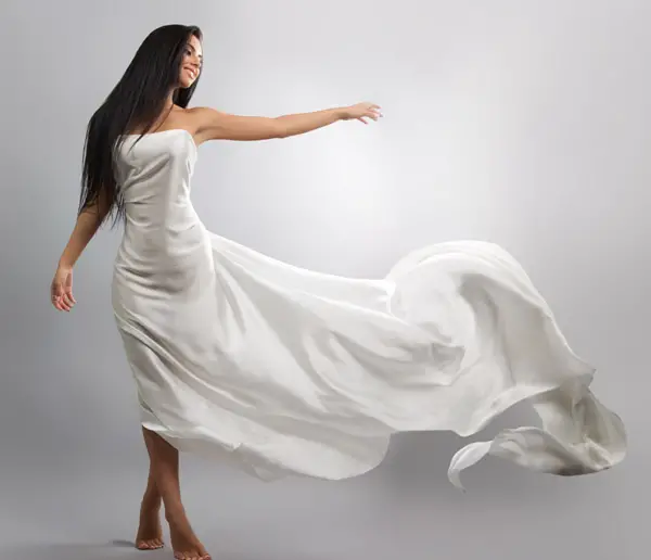 Movement being used in a fashion photo of a woman