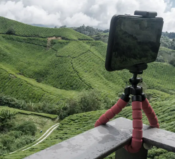 grip style phone tripod